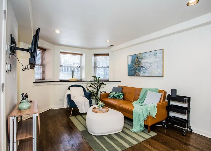 King Bed L Cta L United Center L Near Kasama L Patio Holiday home