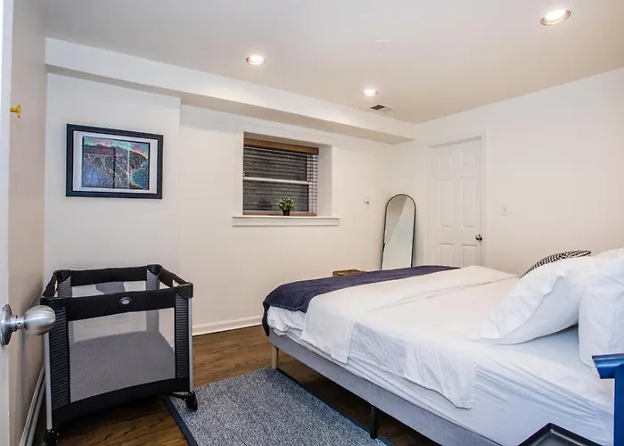 King Bed L Cta L United Center L Near Kasama L Patio Holiday home Chicago